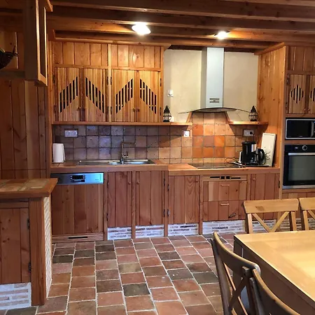 Familial Restaure En Pleine Nature Avec Terrasse, Proche Foret, Ideal Pour Groupes Et Pmr - Fr-1-410-255 Chemiré-en-Charnie