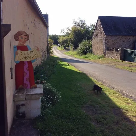 Holiday home Familial Restaure En Pleine Nature Avec Terrasse, Proche Foret, Ideal Pour Groupes Et Pmr - Fr-1-410-255