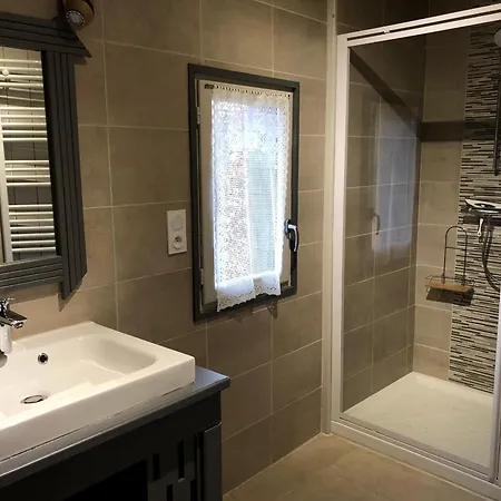 Familial Restaure En Pleine Nature Avec Terrasse, Proche Foret, Ideal Pour Groupes Et Pmr - Fr-1-410-255 Chemire-en-Charnie